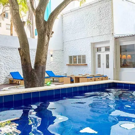 Сasa de vacaciones Luxury Bryon Pool